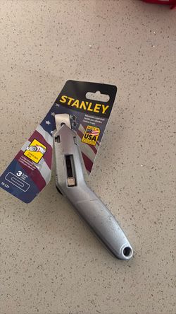 Stanley Retractable Carpet Knife 10-525