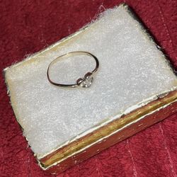 10K Gold Heart Ring 