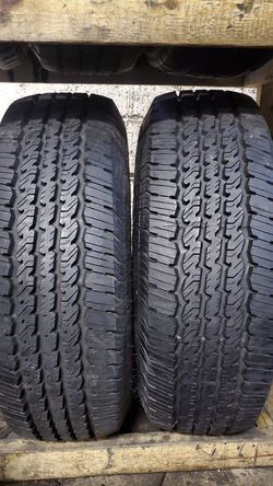 Two bright new set of continental tires for sale 275/70/18