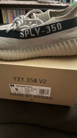 Yeezy Boost 350 V2