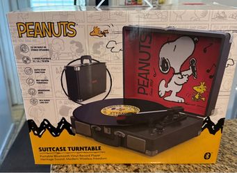 Peanuts Snoopy record player
