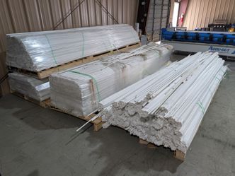 Shoe Molding for sale