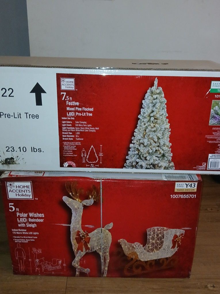 7.5ft Christmas Tree And Yard Decoration