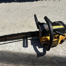 Poulan Pro Chainsaw 20” Good Working Condition Tested Before Buy It. Chain Need Replacement 160$$