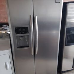 Stainless Steel Refrigerator 35 Inches Wide 