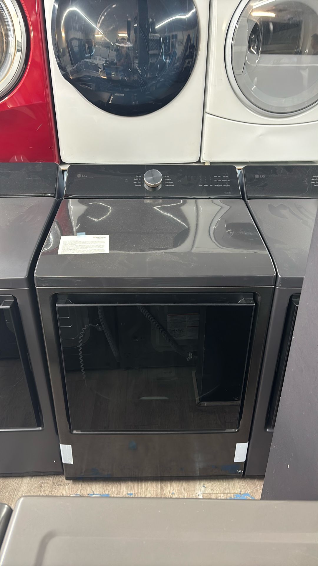 LG Rear Control Gas Dryer With AI Dry