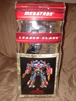 Transformers Megatron leader class