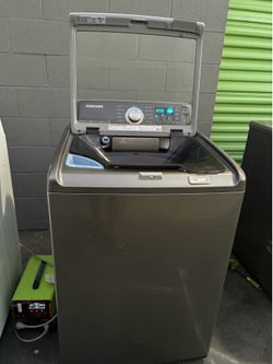 Samsung washer like new, very condition and mantenimiento