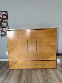 Murphy bed