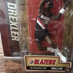 McFarlane Toys 6” NBA Legends Series 2 Clyde Drexler