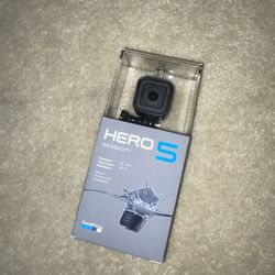 GoPro Hero 5 with accessories