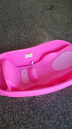 Baby bathtub