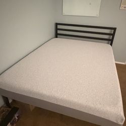 Queen Bed And Frame 