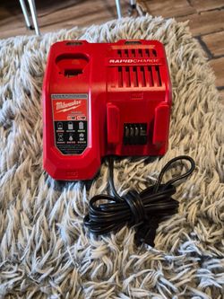 Milwaukee M18 M12 rapid charger