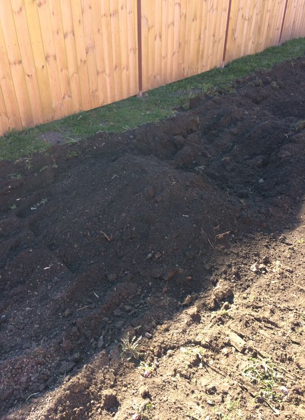 Black fill dirt 250 for load+free delivery for Sale in Bedford Park, IL