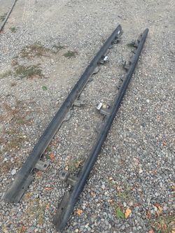 Side rock rails, 2021 Jeep Gladiator Rubicon