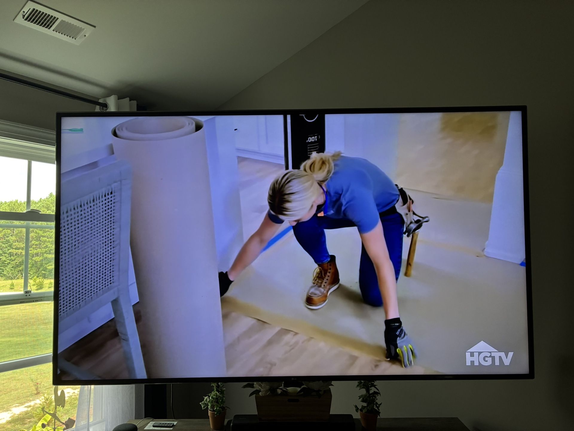 85” LG Smart Television Works Great