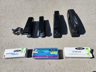 stapler set
4 stapler
3 staples
1 staple remover
all for $10