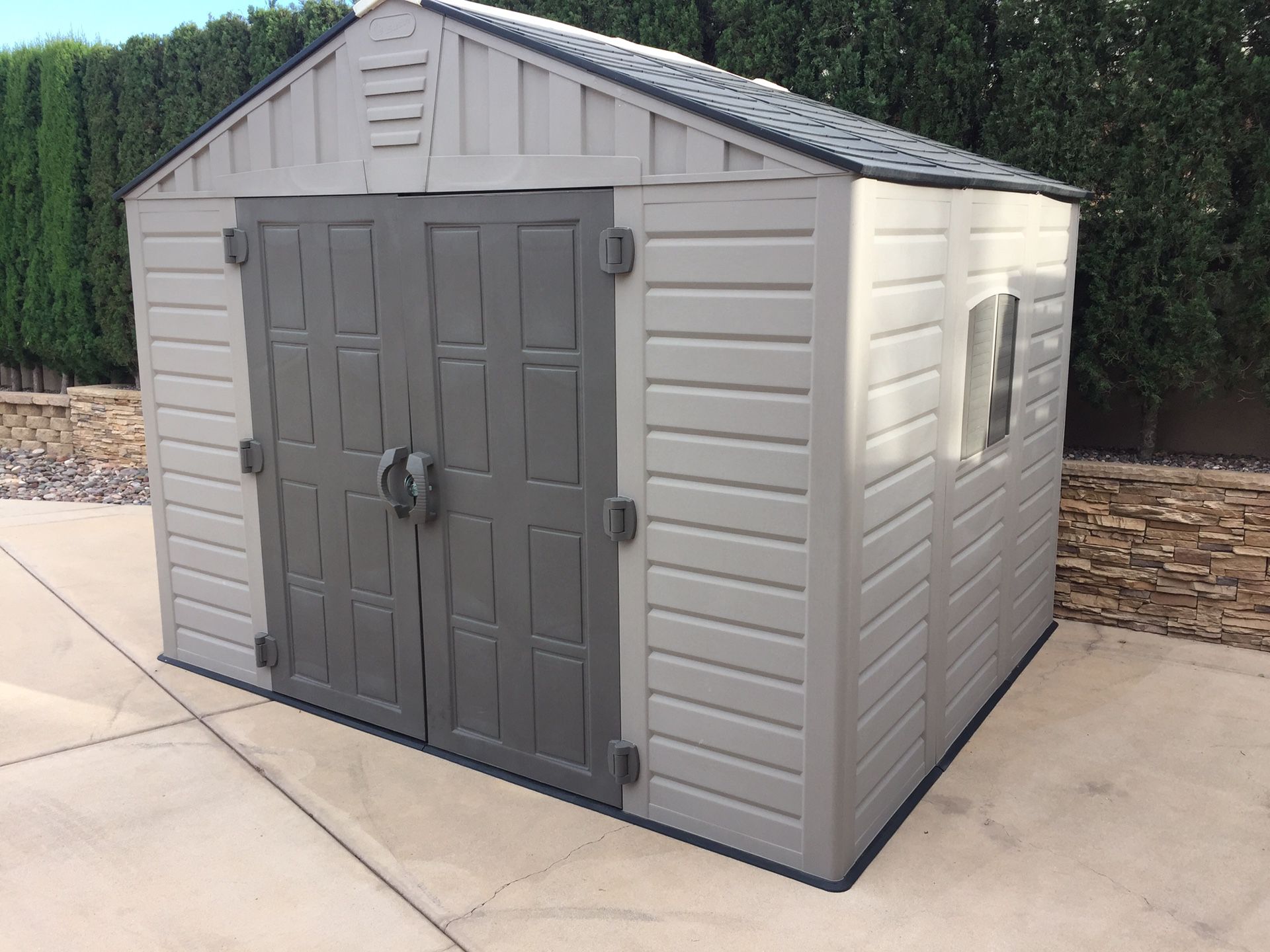 Us leisure 10x8 plastic shed