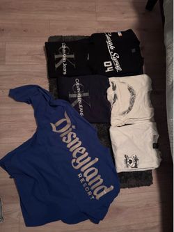 Men’s shirts/clothes