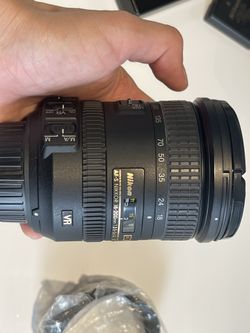 Nikon Lens 18-200mm f/3.5-5.6 Zoom + 2 lens’ cover + sun cover