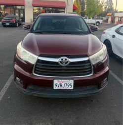 Toyota Highlander SUV Dark R