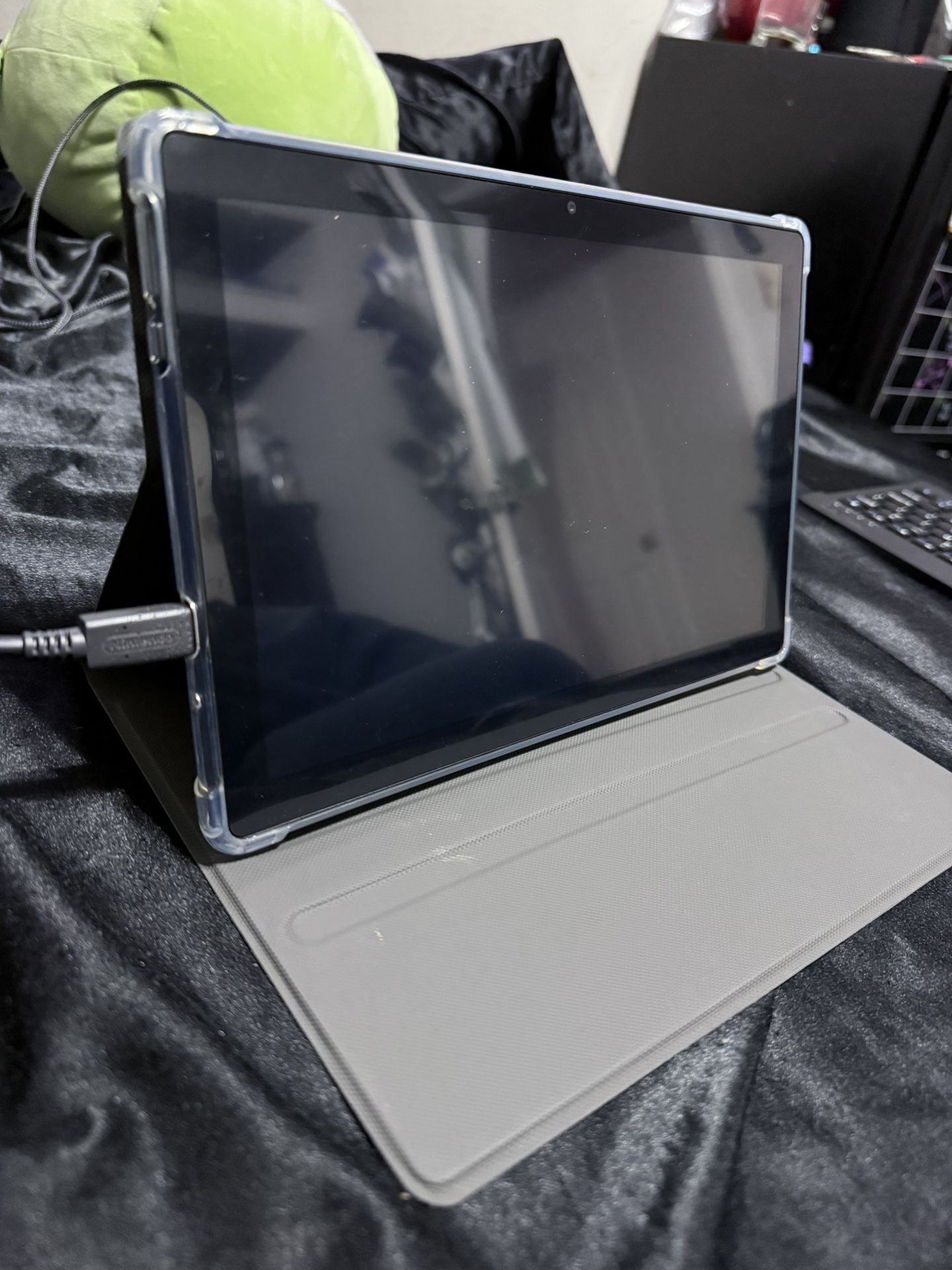 Weird Tablet from tiktok shop