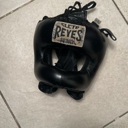 Cleto Reyes Headgear