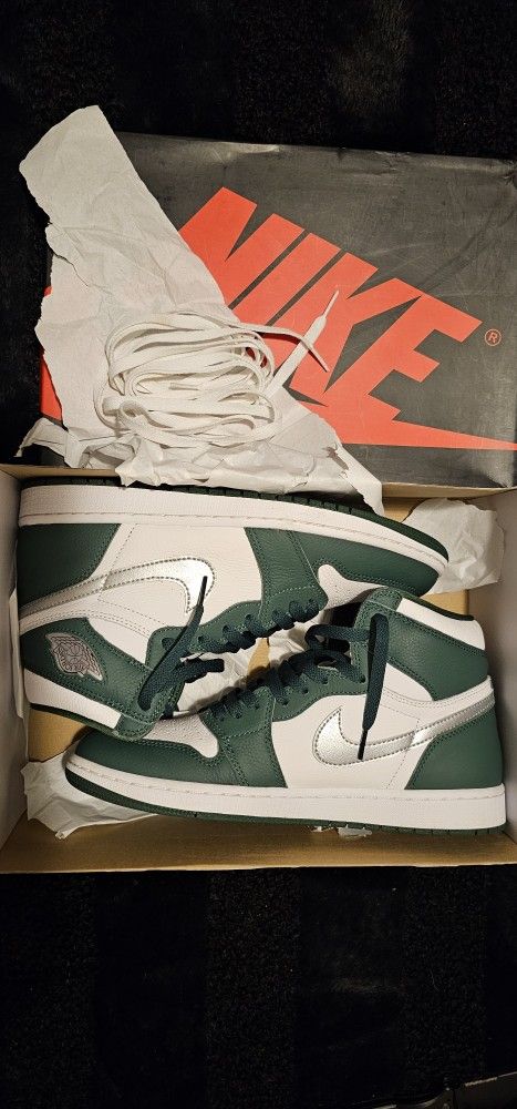 Air Jordan 1 Retro High OG Gorge Green Men's Size 10.5