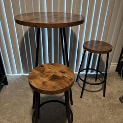 Bar Table & Stools