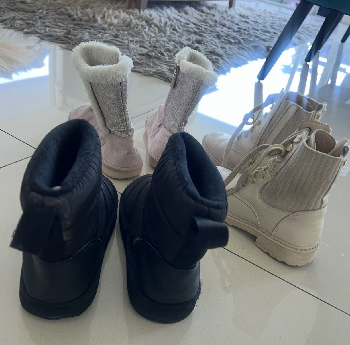 Girl Boots 