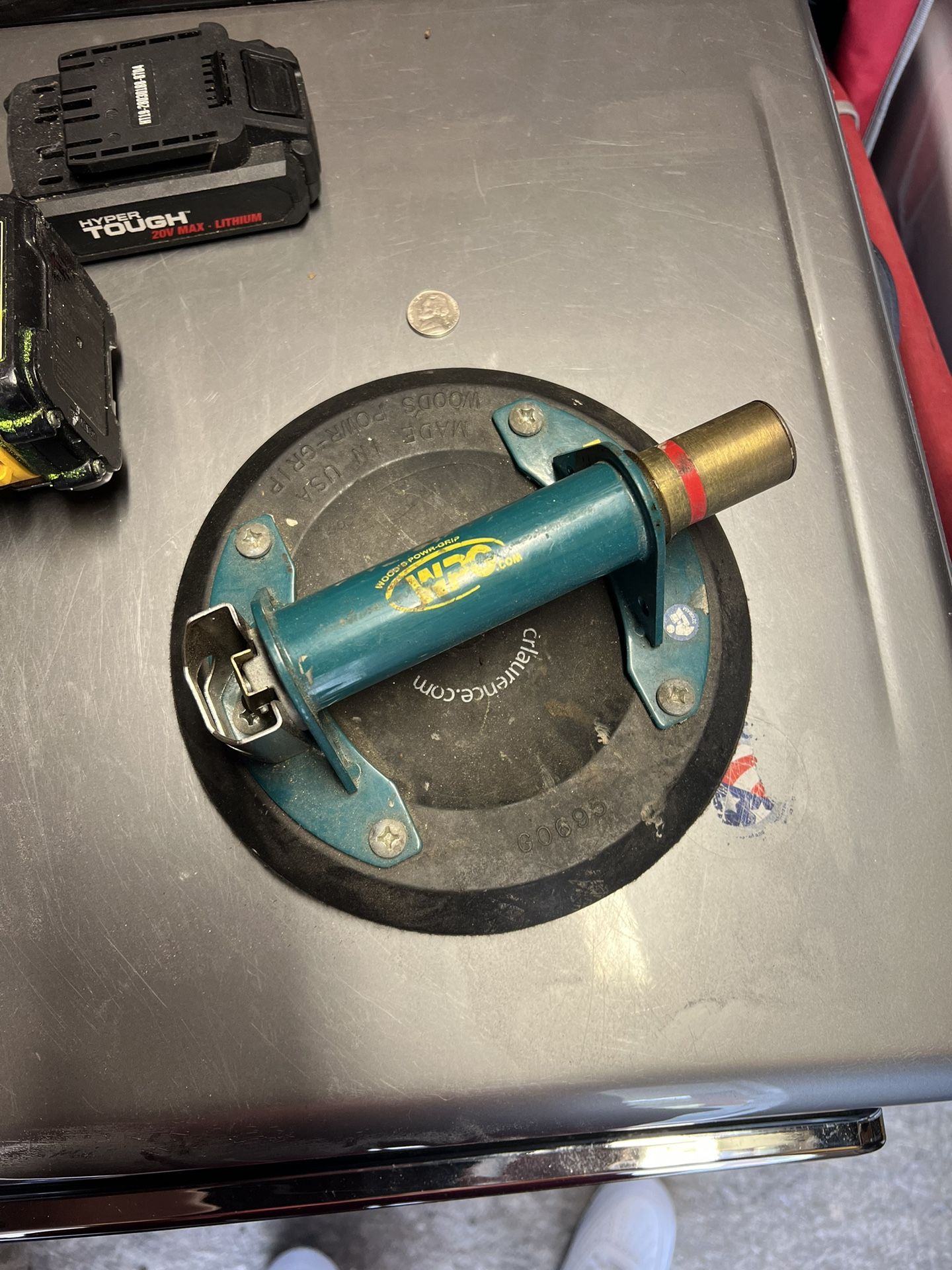 Glass Pump Holder 