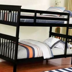 Twin / Twin Bunk Bed