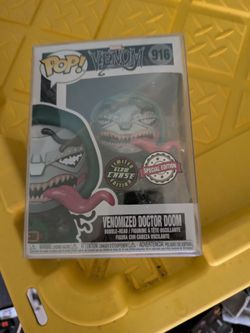 Menomize Doctor Doom number 916 funkle bop Chase glow