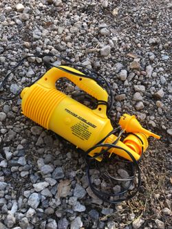 Innertube or air mattress 12 volt air pump