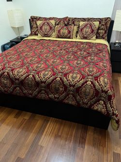 Red and Gold Damask Comforter Set