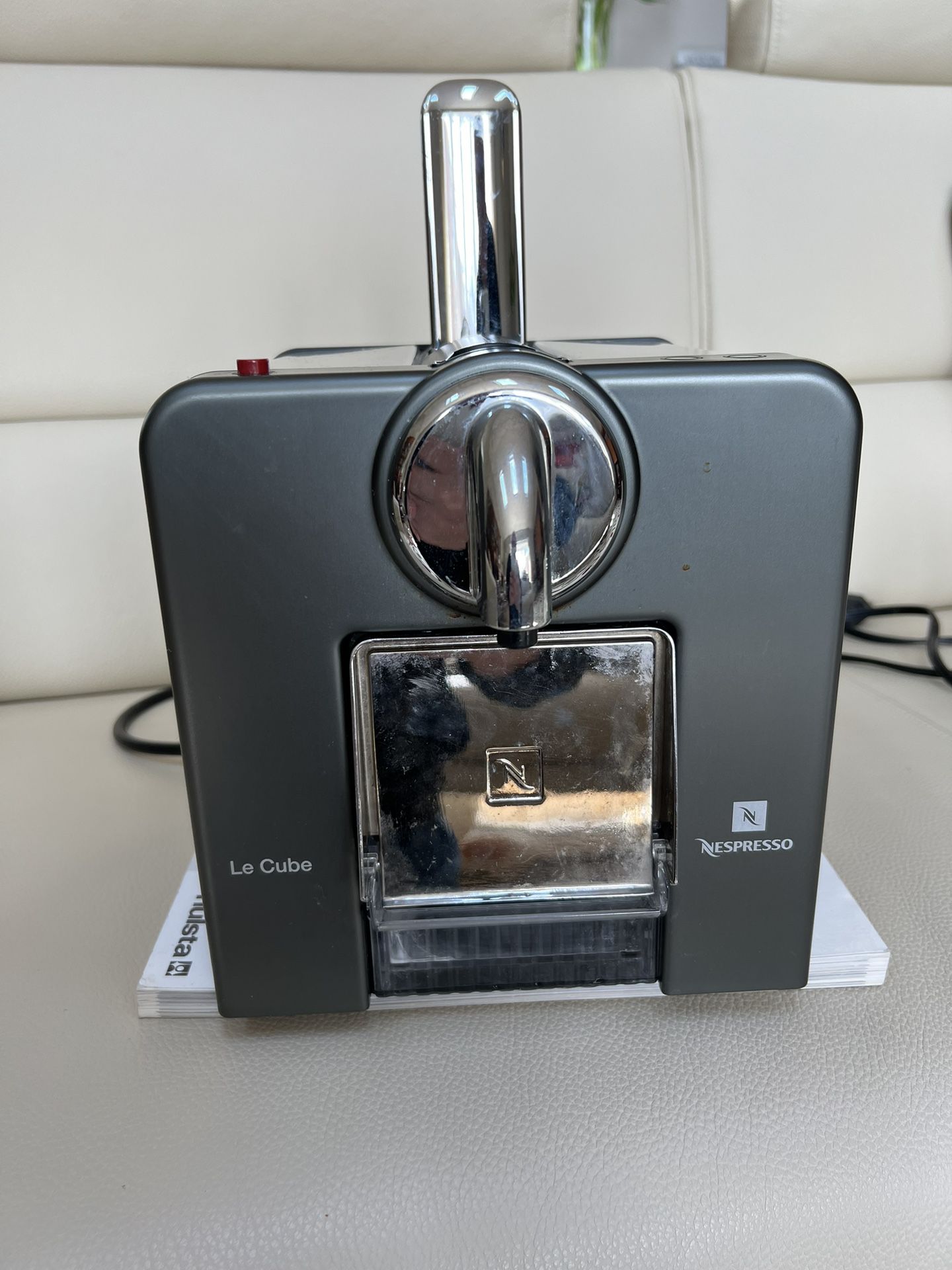 Nespresso Le Cube Automatic Espresso Machine, W for Sale NY - OfferUp