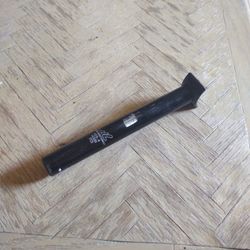Pivotal seatpost 
