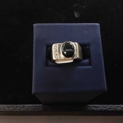 Men's Ring - White Gold 10k (.417) 6 grams Size 7