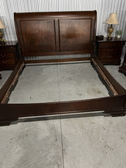 American Drew king size bedroom set 