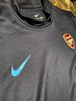 Arsenal Nike Dri Fit Jersey Fly Blue Long Sleeve XL Soccer Football for Sale in Carpentersvle, IL - OfferUp
