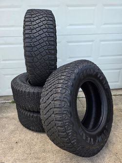 LT 315/70R17 Goodyear Wrangler Territory MT tires