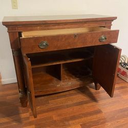 Cabinet Buffet 