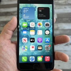 iPhone 8 Plus 256GB Unlocked W/ New Tempered Glass Screen Protector And Charger 