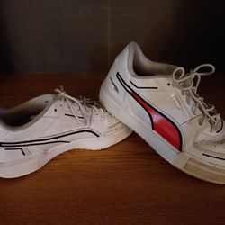 Puma Sneakers