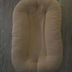 Snuggle Me Organic Pillow 