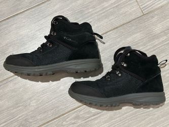 Columbia youth waterproof boots