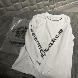 White chrome heart long sleeve shirt