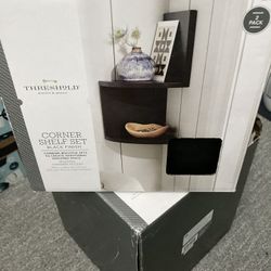 Corner Shelf Set 