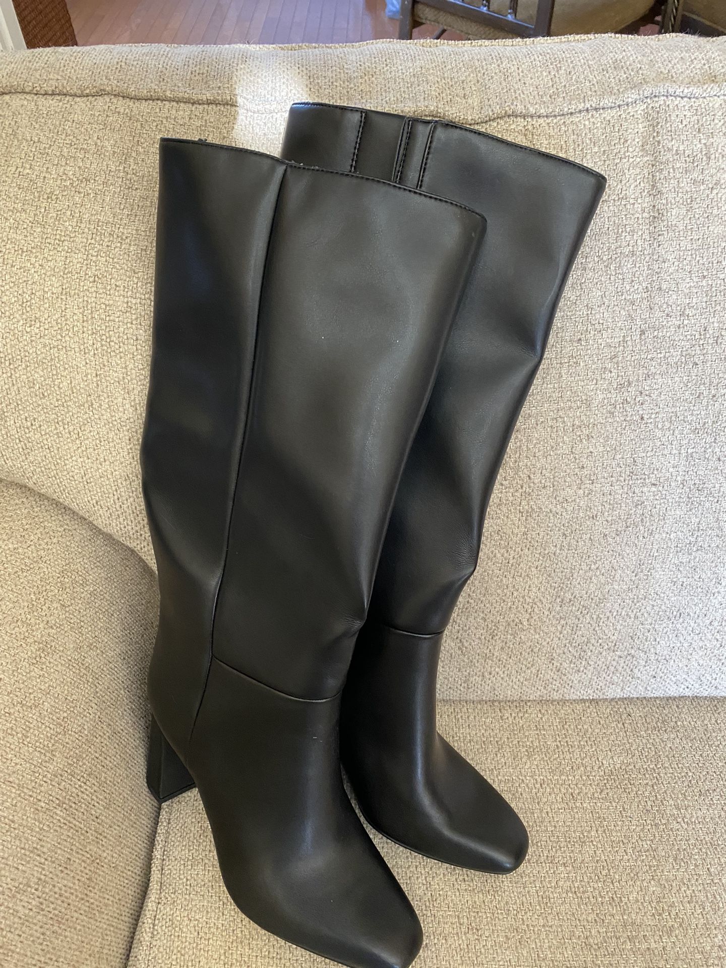 Ladies Dressy Black Boots